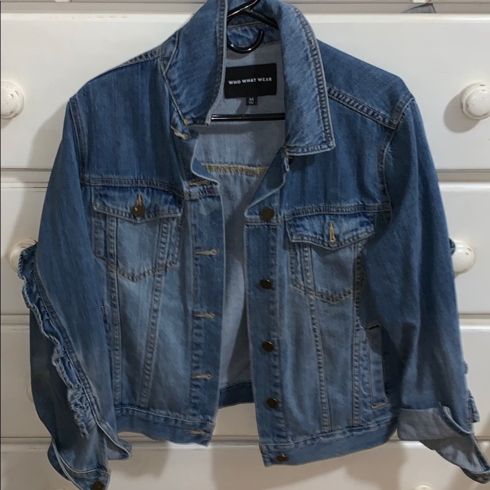 Jean jacket with ruffle details